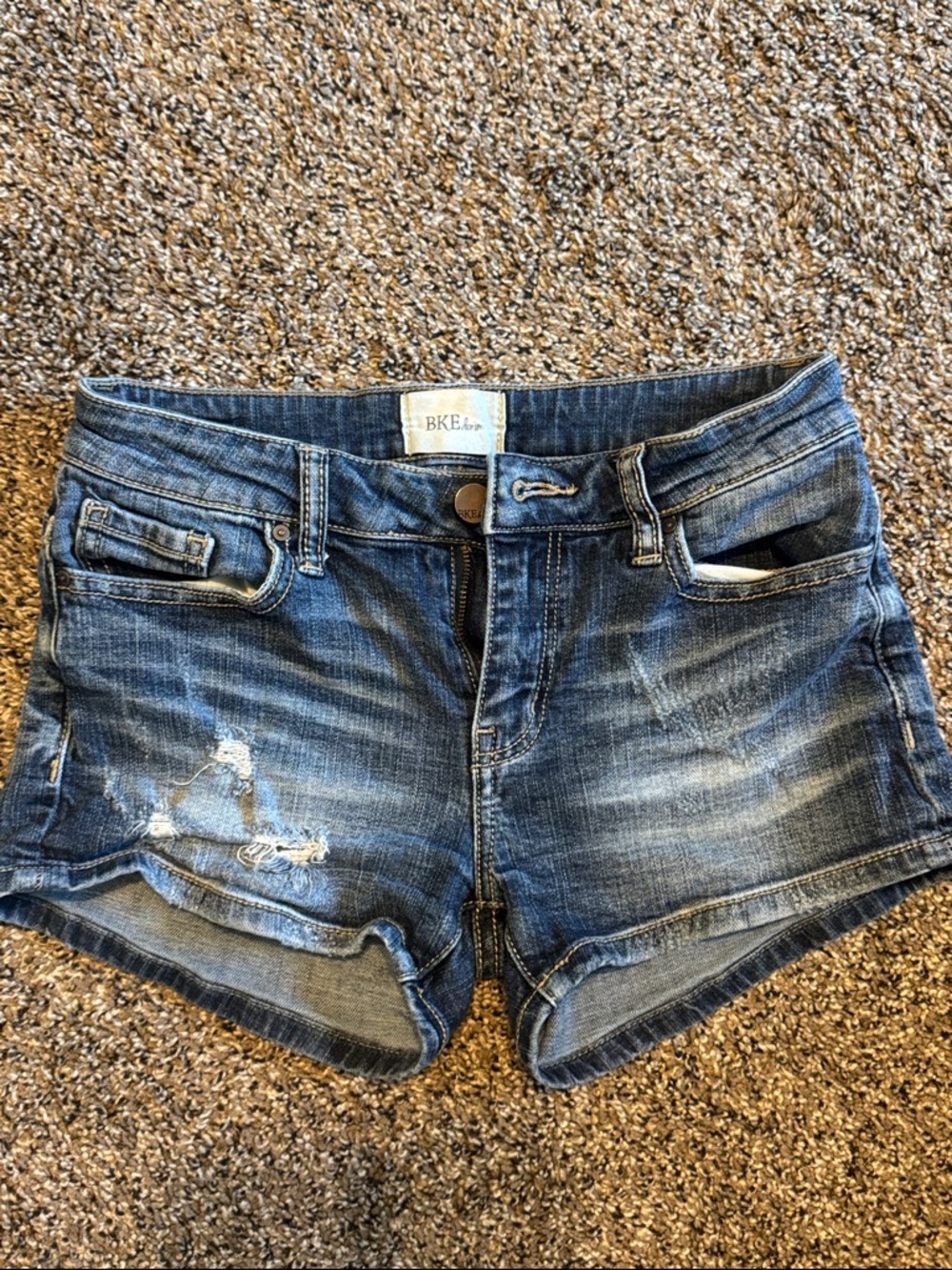 BKE STELLA Women's Medium Blue Distressed Jean Shorts